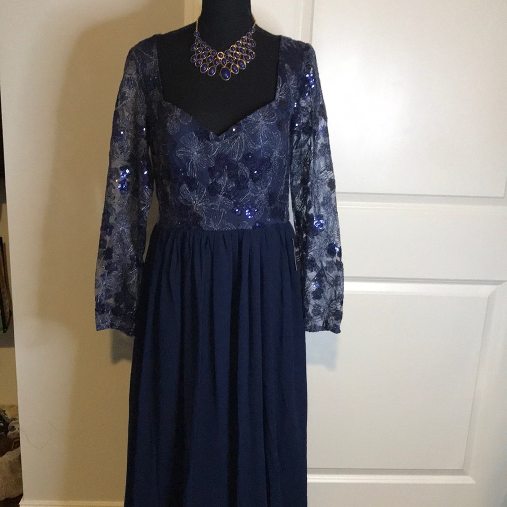 NWT long sleeved formal maxi dress